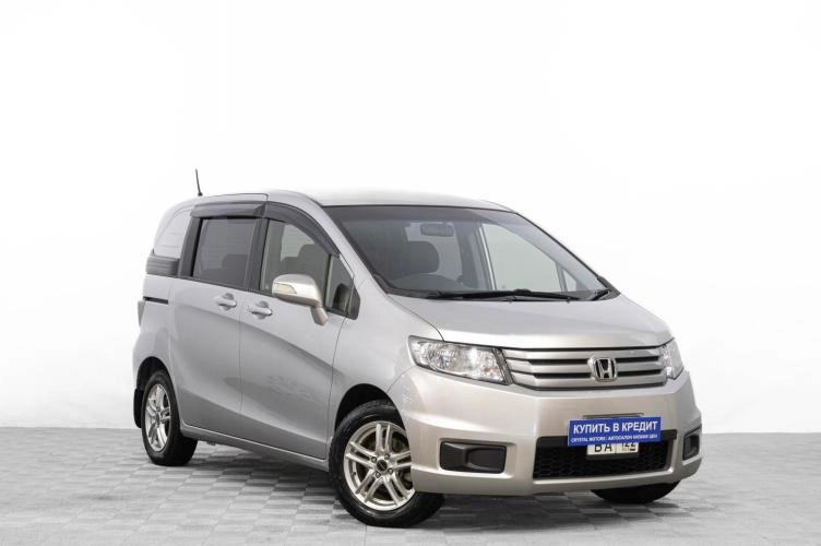 Honda Freed 1 из 5