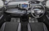 Honda Freed 10 из 26