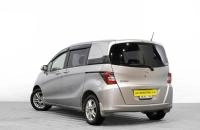 Honda Freed 6 из 26