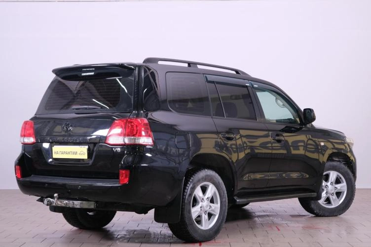 Toyota Land Cruiser 6 из 6