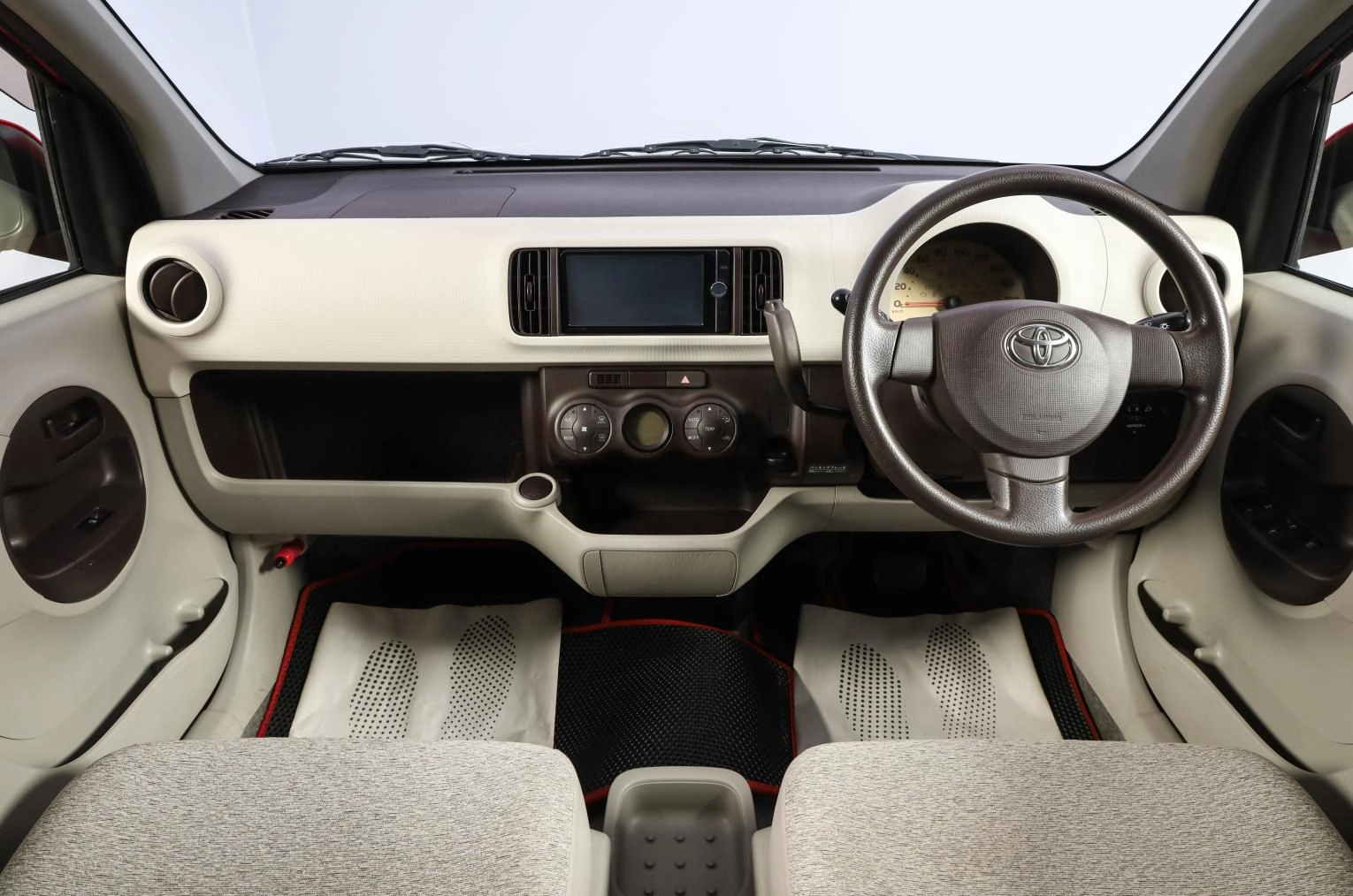 Toyota Passo 11 из 15