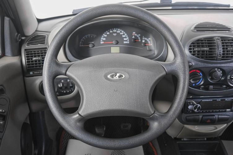 ВАЗ (LADA) Kalina 15 из 22