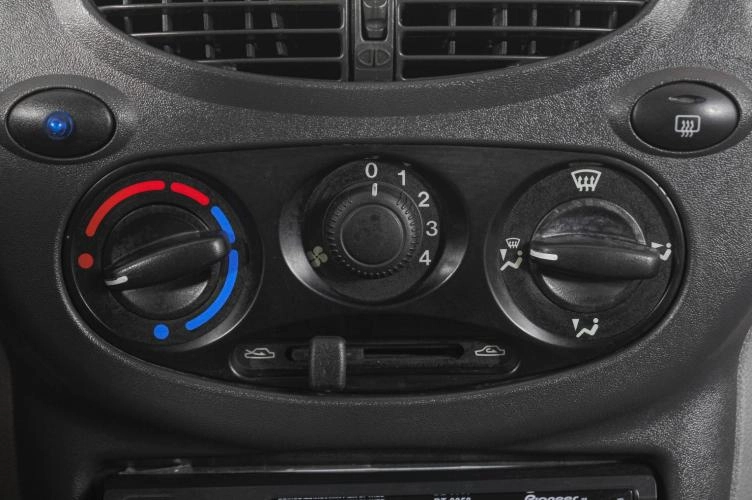 ВАЗ (LADA) Kalina 17 из 22