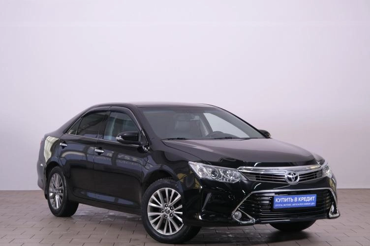 Toyota Camry 1 из 5