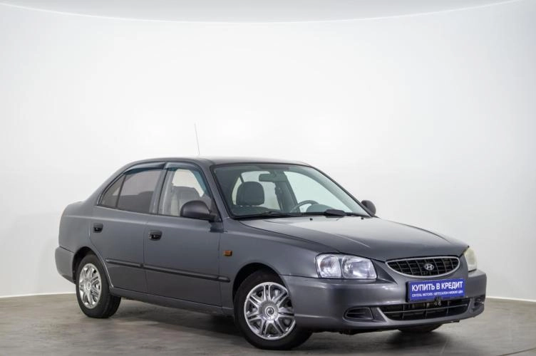 Hyundai Accent 1 из 5