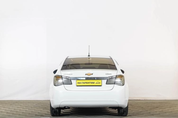 Chevrolet Cruze 5 из 6