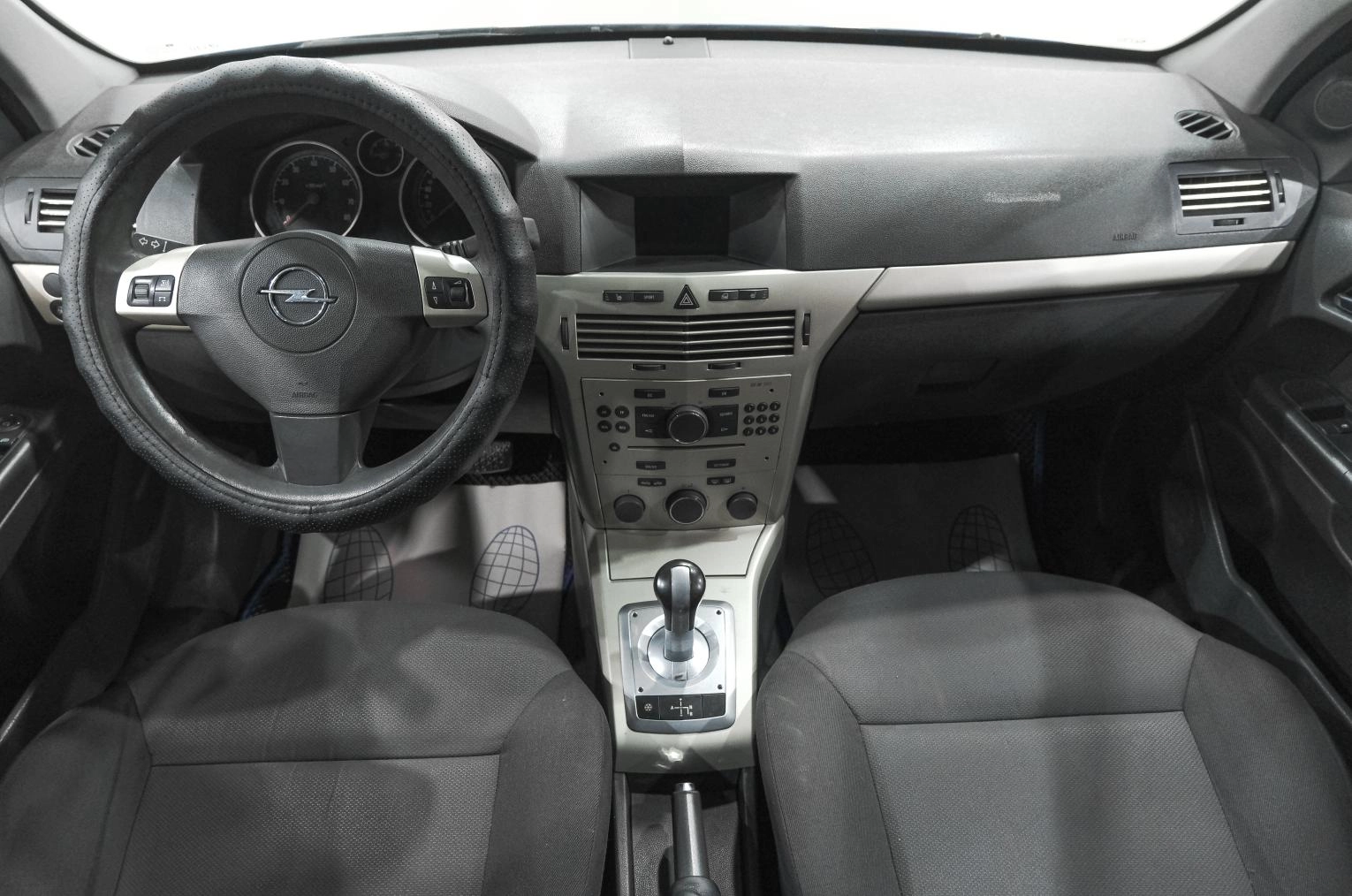 Opel Astra 18 из 29