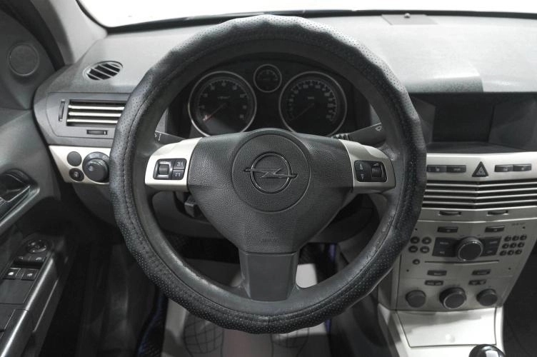 Opel Astra 20 из 29
