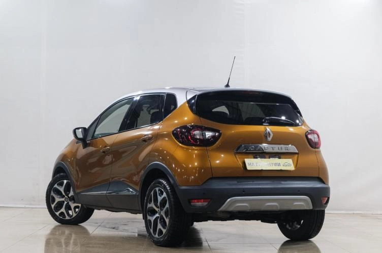 Renault Captur 4 из 5