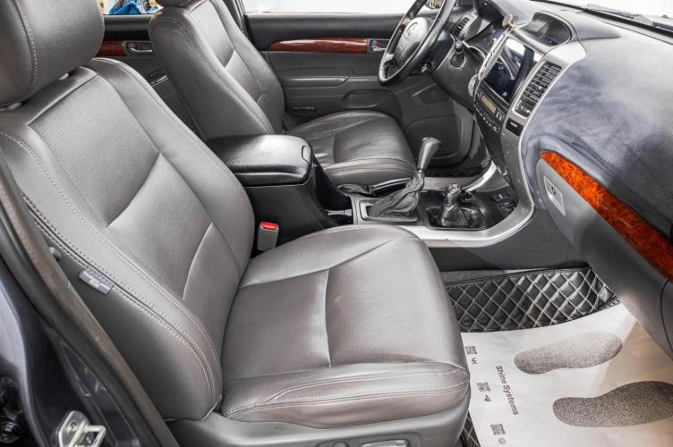 Toyota Land Cruiser Prado 23 из 28