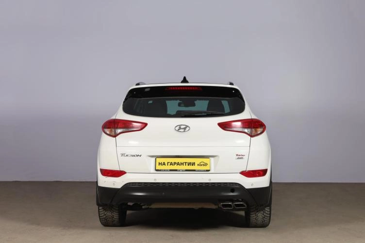Hyundai Tucson 5 из 6