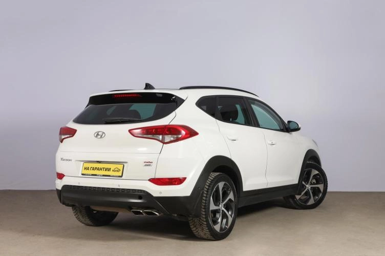 Hyundai Tucson 4 из 6
