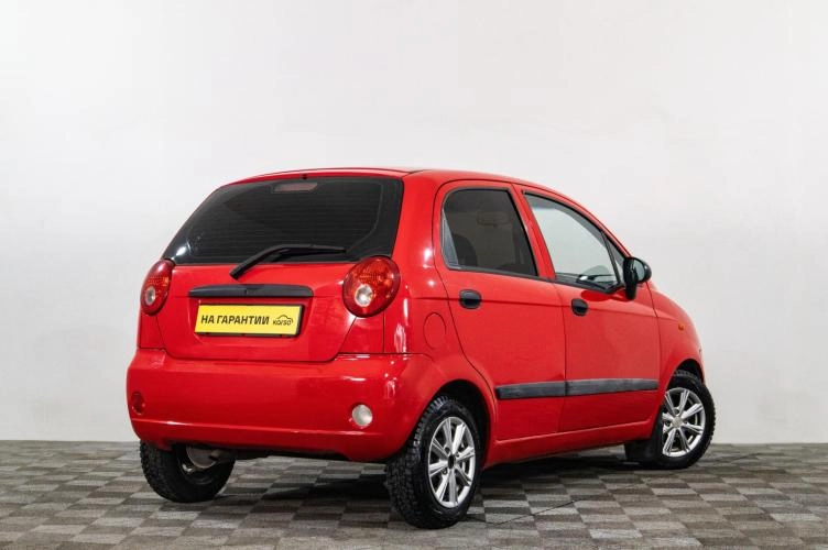 Chevrolet Spark 4 из 5