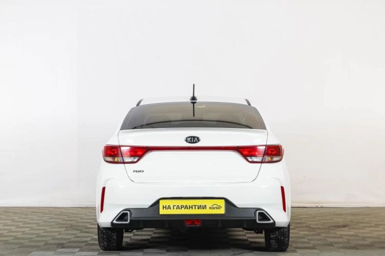KIA Rio 5 из 6