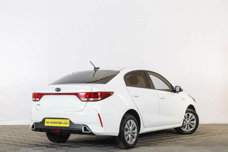 KIA Rio 6 из 6
