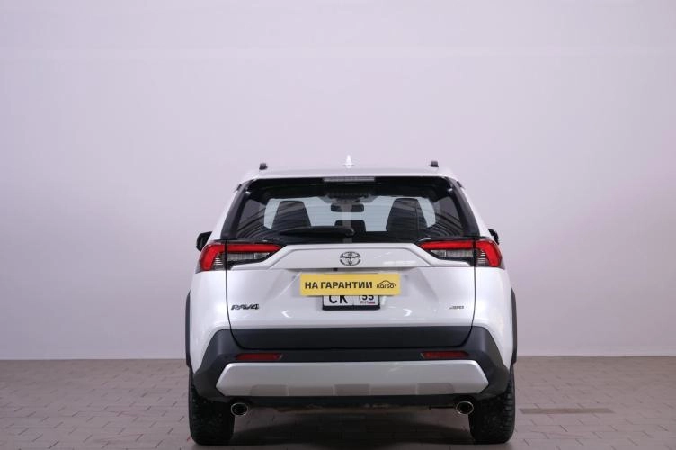 Toyota RAV4 5 из 5