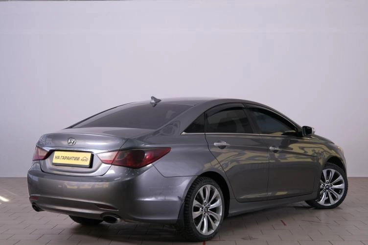 Hyundai Sonata 6 из 6