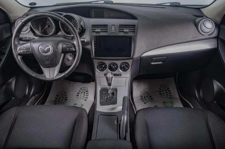 Mazda 3 8 из 14