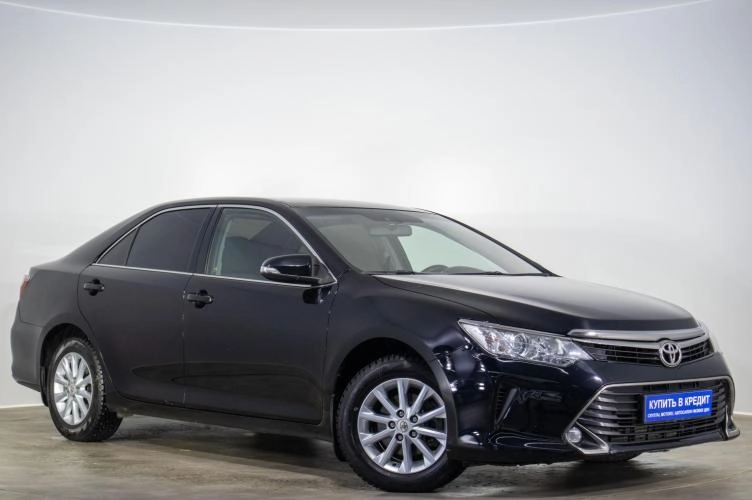 Toyota Camry 1 из 5