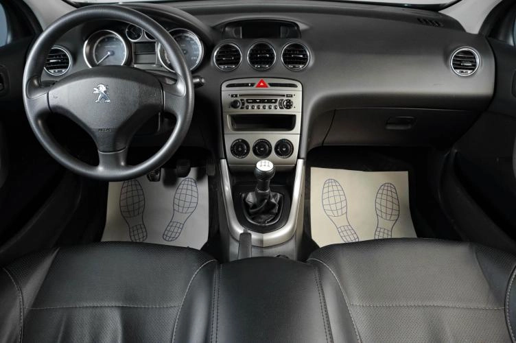 Peugeot 308 12 из 17