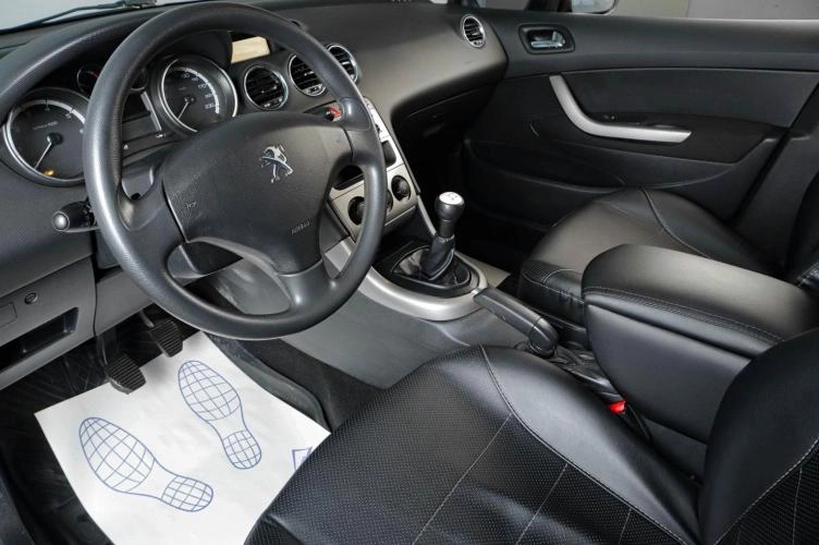 Peugeot 308 7 из 17