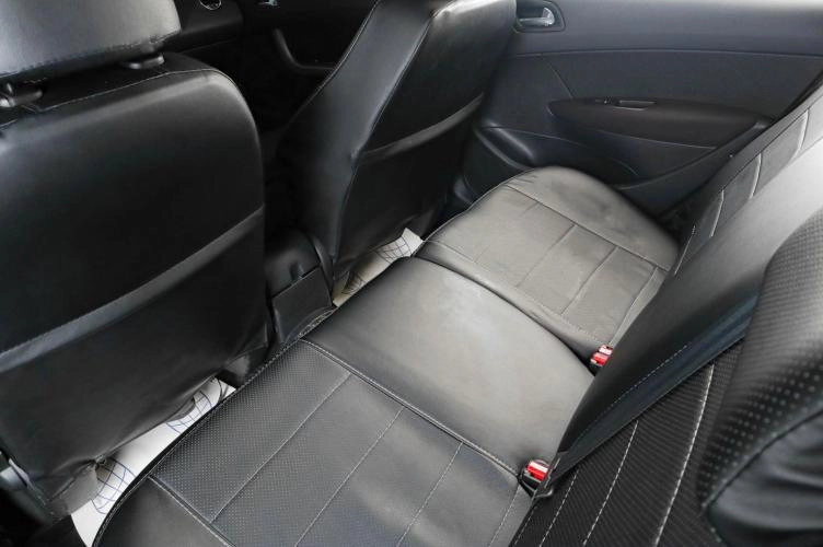 Peugeot 308 8 из 17