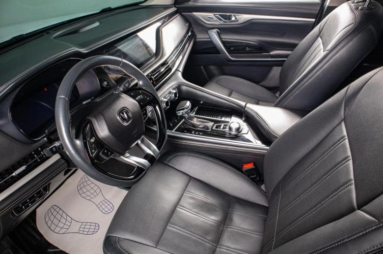 Changan CS95 9 из 22