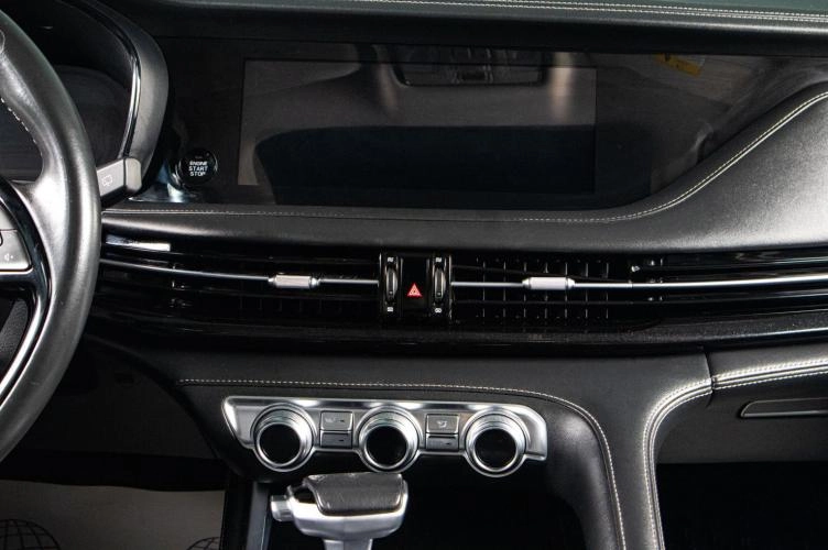 Changan CS95 16 из 22