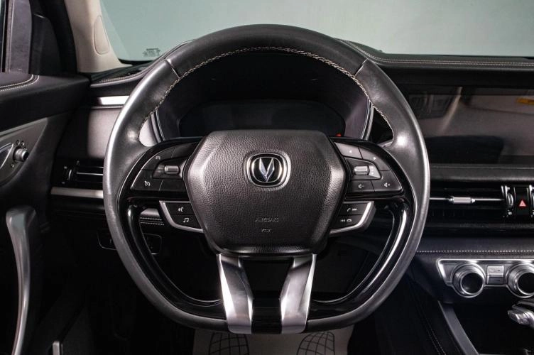 Changan CS95 12 из 22