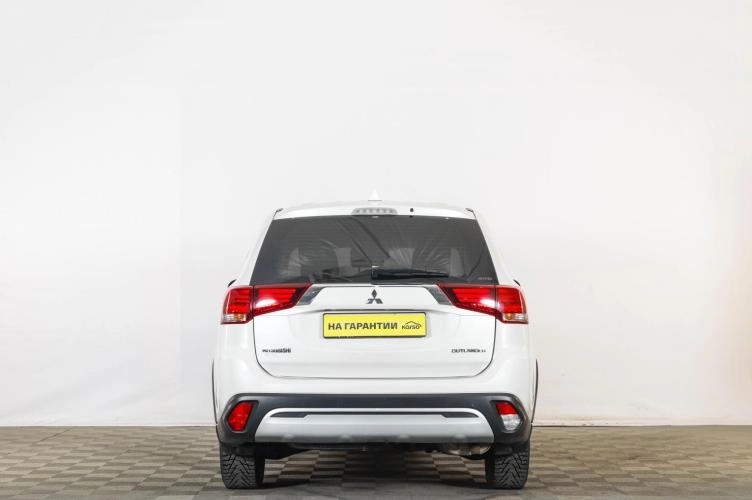 Mitsubishi Outlander 5 из 6
