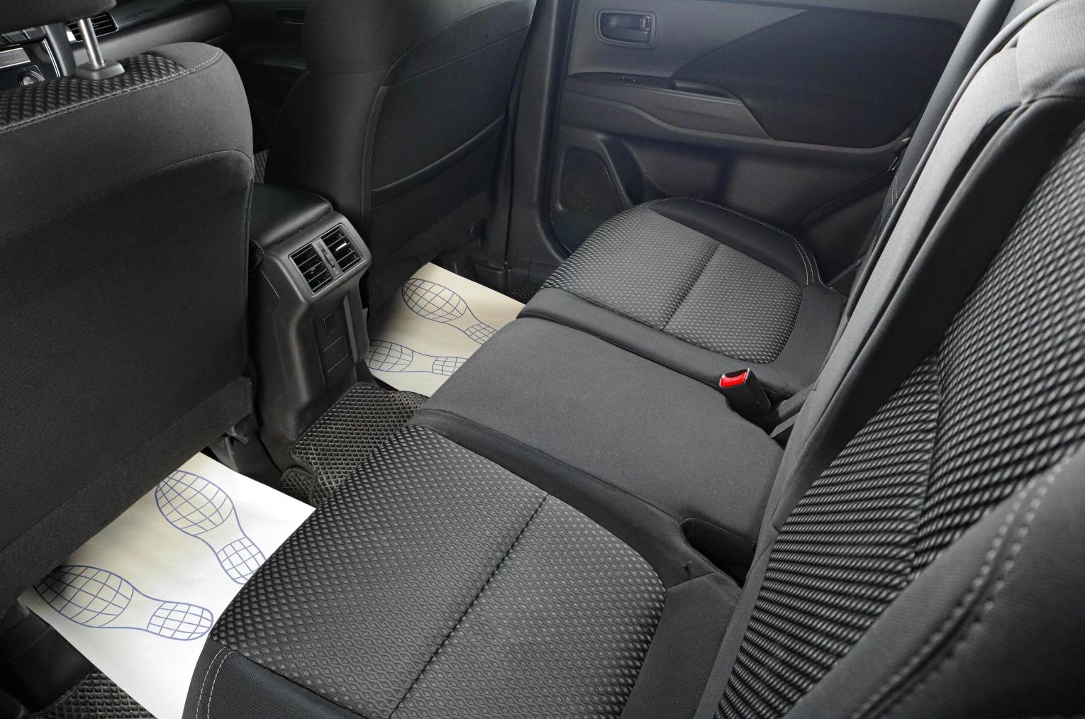 Mitsubishi Outlander 8 из 19