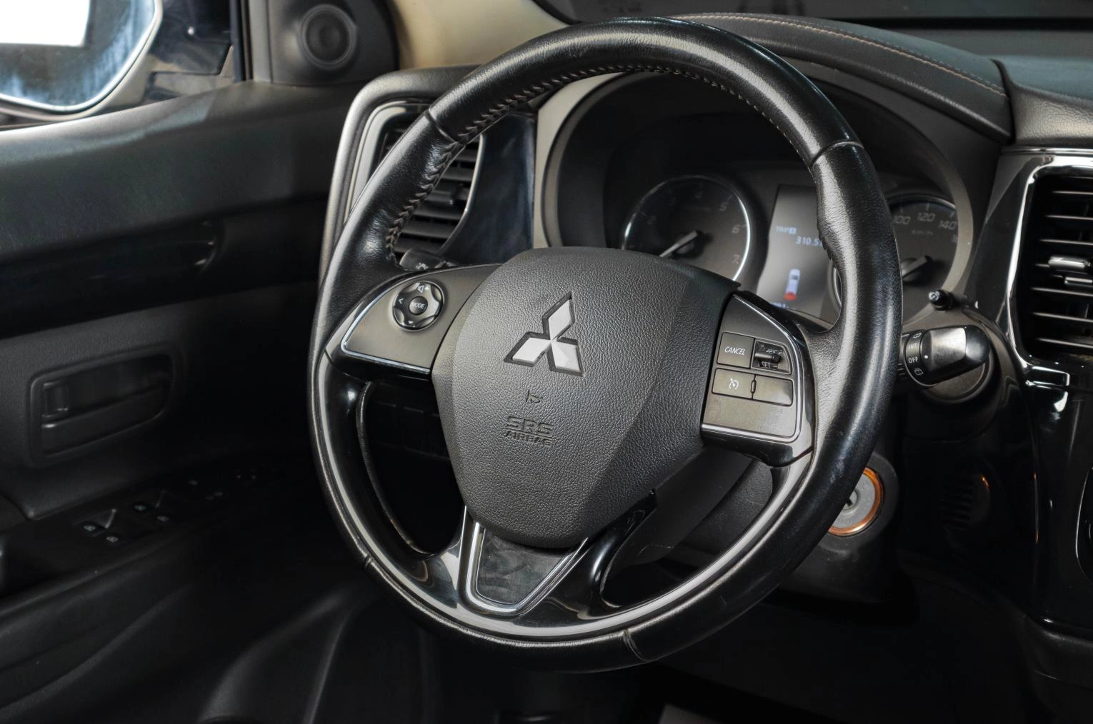 Mitsubishi Outlander 11 из 19