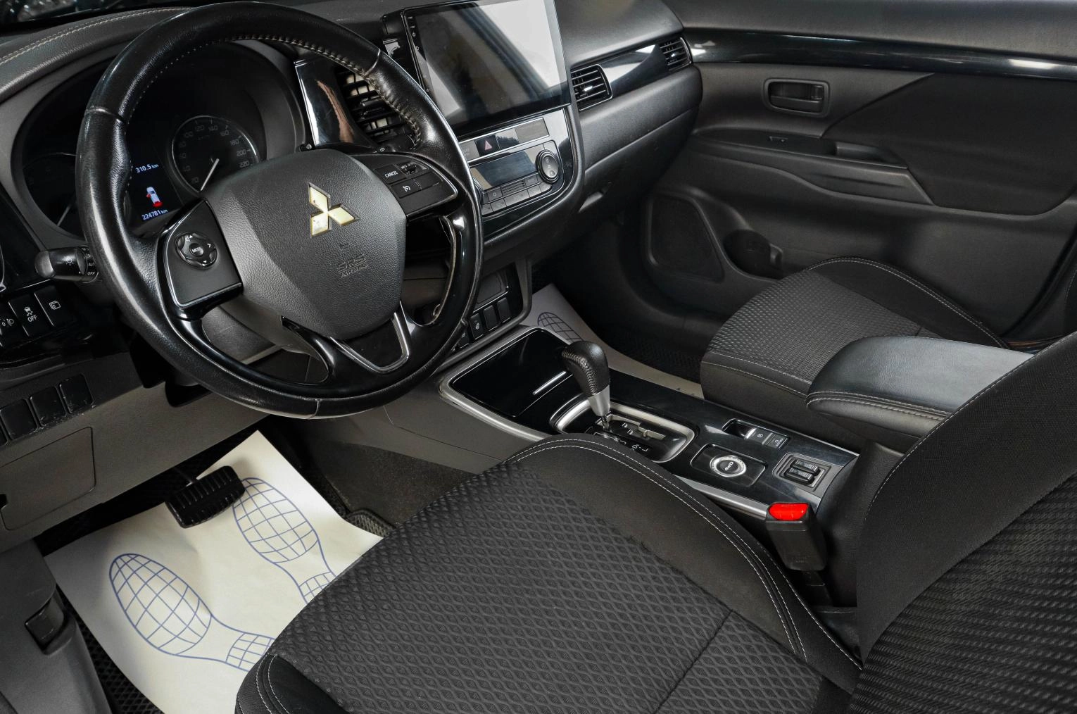 Mitsubishi Outlander 7 из 19
