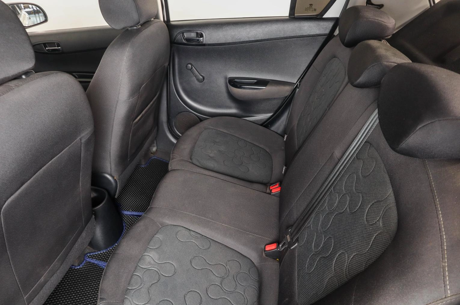 Hyundai i20 9 из 21
