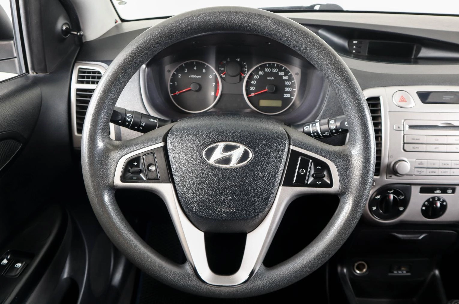Hyundai i20 15 из 21