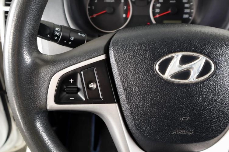 Hyundai i20 16 из 21