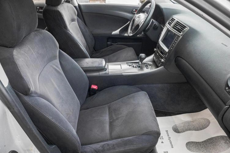 Lexus IS 23 из 26