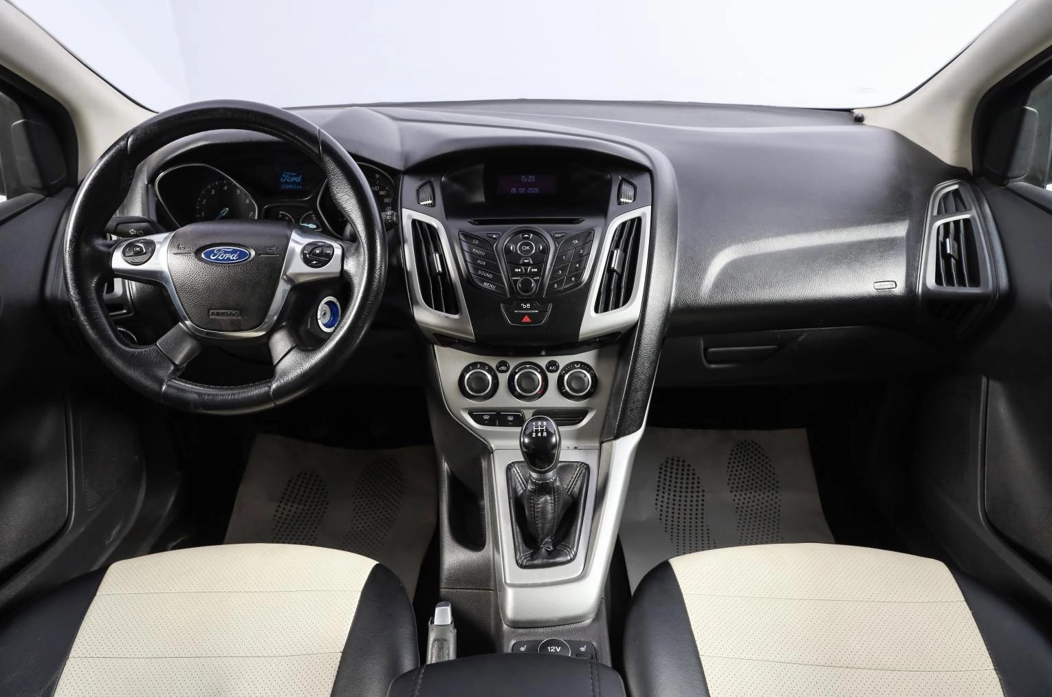 Ford Focus 13 из 18