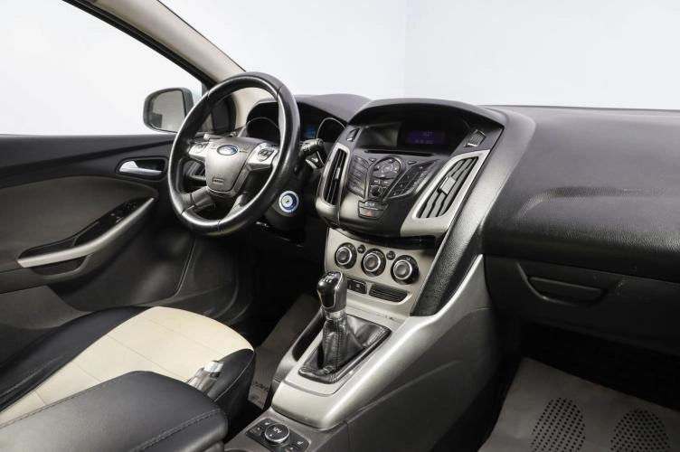 Ford Focus 16 из 18