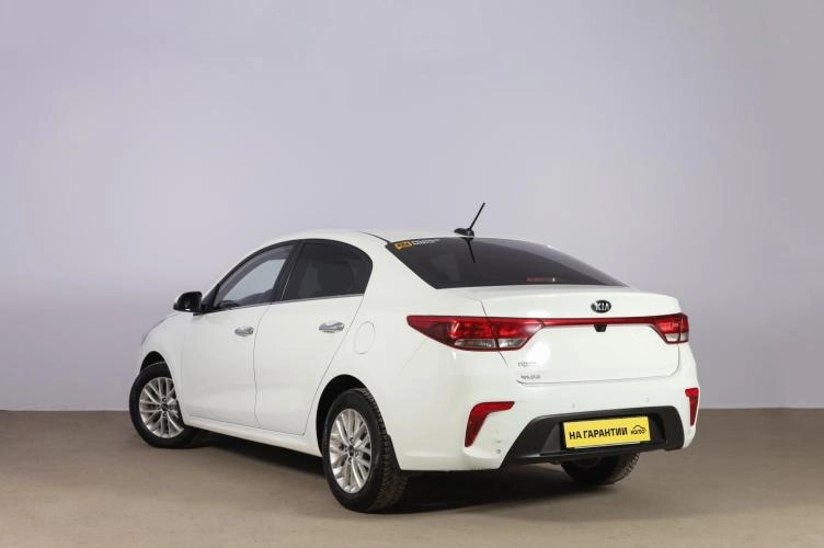 KIA Rio 6 из 6