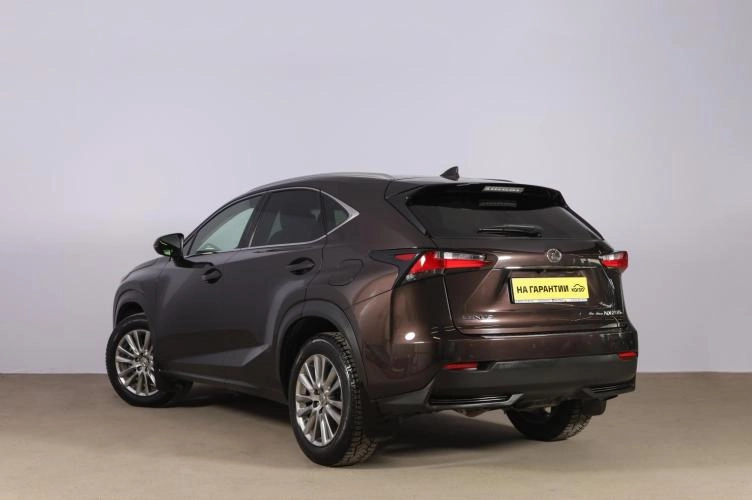 Lexus NX 6 из 6