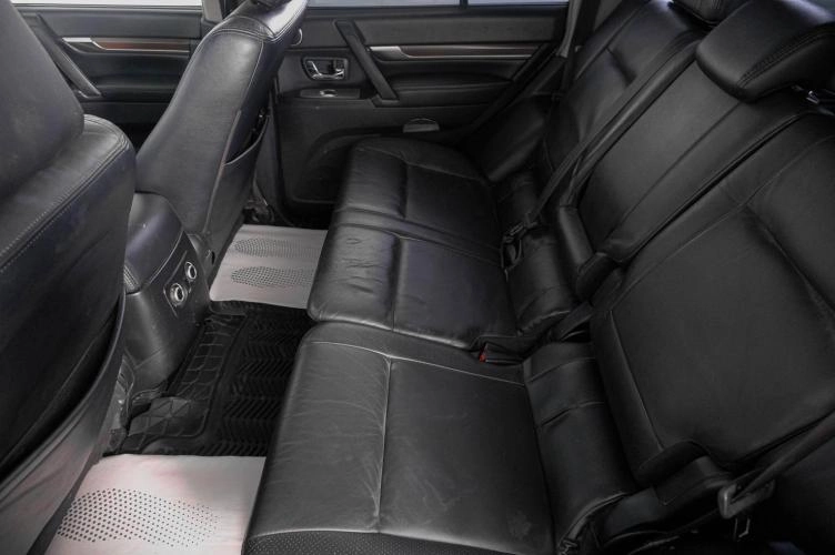 Mitsubishi Pajero 9 из 27