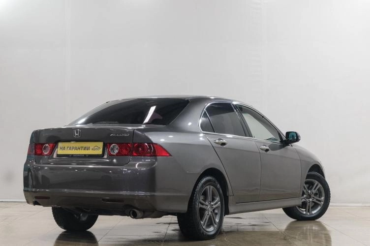 Honda Accord 6 из 6