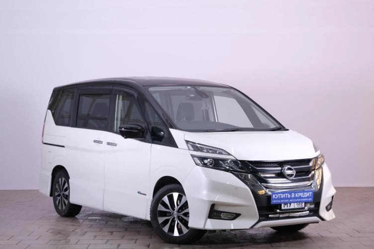 Nissan Serena 1 из 5