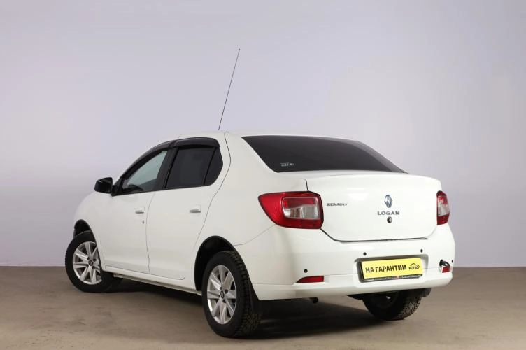 Renault Logan 4 из 5