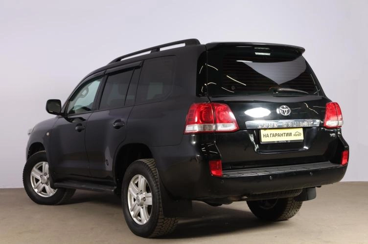 Toyota Land Cruiser 4 из 6