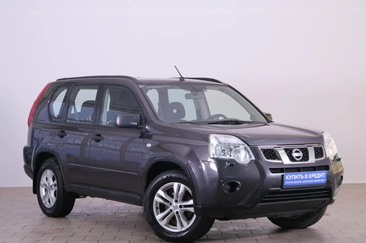 Nissan X-Trail 1 из 5