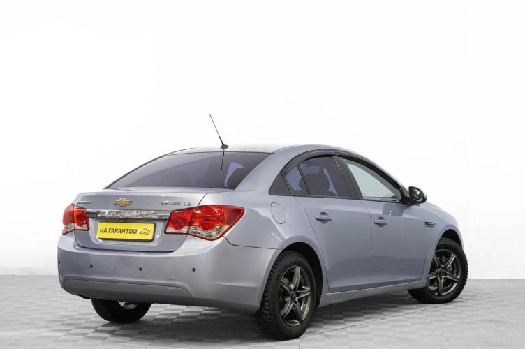 Chevrolet Cruze 4 из 5