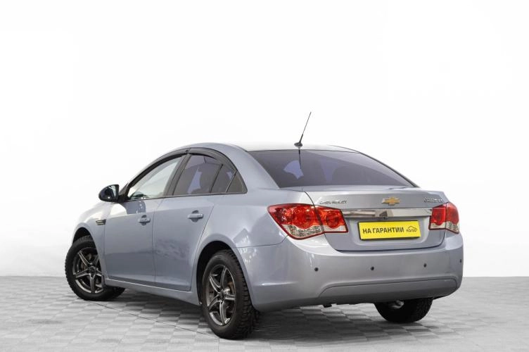 Chevrolet Cruze 6 из 6