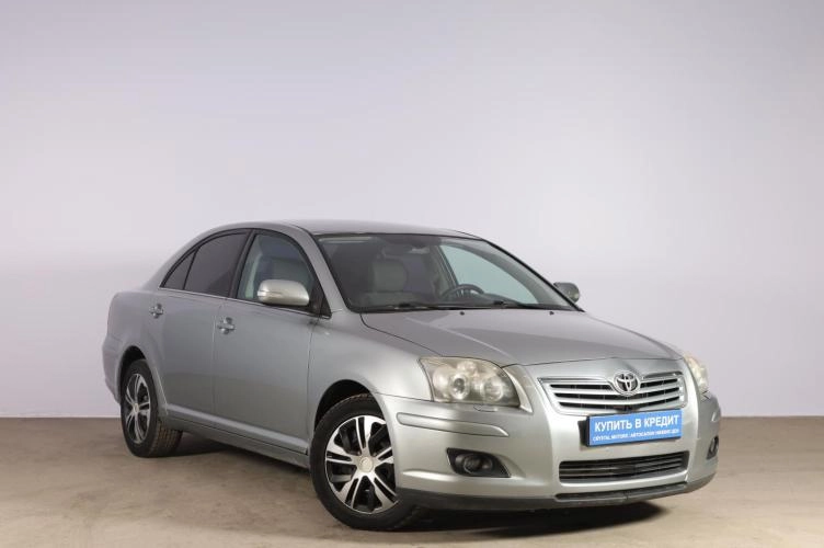 Toyota Avensis 1 из 5